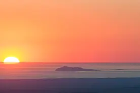 喂，110吗？这里有人加塞图片