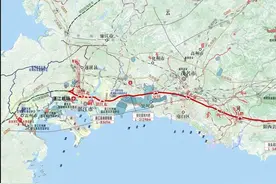 广湛高铁湛江市区段开始出现桥墩雏形，建设进度可期图片