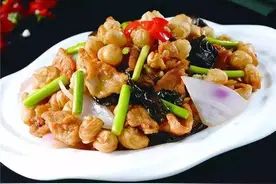 山西过油肉蔬菜肉片营养丰富，一勺香醋提味唇齿留香，一起来学吧图片