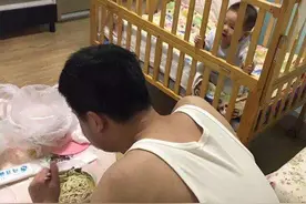 妈妈不在，爸爸带娃多不靠谱？看完这组图，你能忍到第几张不生气图片