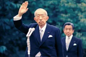 裕仁天皇去世后，日本希望中国派代表团前往吊唁，最终结局如何？图片