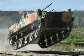 03式伞兵战车服役15年，新一代战车现身，治愈火力不足恐惧症图片