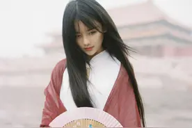 中国内地女模特、演员南笙（原名罗小伊），可爱呆萌的小萝莉图片