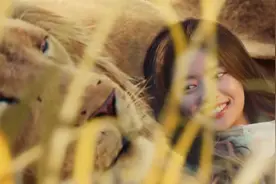 成龙新片砸四亿捧个方脸姑娘，竟然有点好看图片