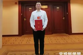陕西仅一人！宝鸡这位副教授获中宣部表彰图片