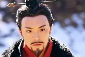 最“穷”影帝富大龙：四夺影帝却买不起房，穷到送外卖也不接广告图片