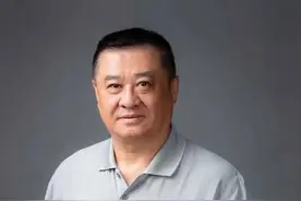 【名医工程】原解放军总医院304医院烧伤整形专家贾晓明教授在我院创面修复科&烧伤外科指导工作图片