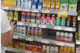 纯牛奶里面会加水吗？图片