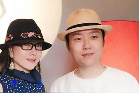 第一位男性发声者！李玉刚声援好友杨丽萍，尊称其为先生获大赞图片