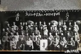 八里罕中学六八届高三二班演义（连载）图片