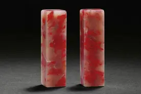 老农上山挖笋，挖到2颗“红色鸡蛋”，专家：最少40万一颗图片