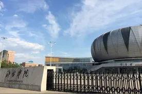 邢台学院女生集体出镜被嘲，长相普通就活该被网暴？纯粹无稽之谈图片