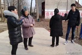 农村俗语“看人先看手，相亲先选脚”，是啥意思？图片