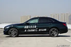 奔驰C级满足你的“虚荣感”，配1.5T+48V轻混，运动与豪华兼备图片