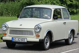 全身都是段子，来自东德的卫星牌小轿车，现实版的“期货”汽车图片