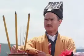 九叔林正英与他开辟的“僵尸片”电影时代图片