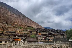 俄亚大村：古老神秘的纳西族村寨！“鸡鸣两省五县”的净土！图片