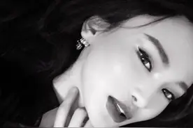 穿衣撩人，脱衣水嫩！比香水还有魅力的身体乳，焕启超模同款魅力图片