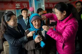 杜晓霞：老人们眼中的“好女儿”图片