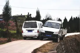 农村水泥路普遍只修3.5米！为什么不能再修宽点？4分钟了解真相图片