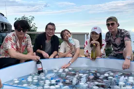 林心如晒与陈意涵邱泽合影 老公霍建华甜蜜陪伴图片