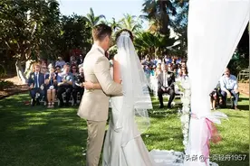 50多岁的大叔家产千万，找了一个年轻美颜却叫苦不迭图片