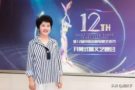 从主持人到抖音网红！张丹丹用38场不一样的育儿直播，给疫情下的家长支招图片