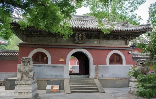 屈珺俐