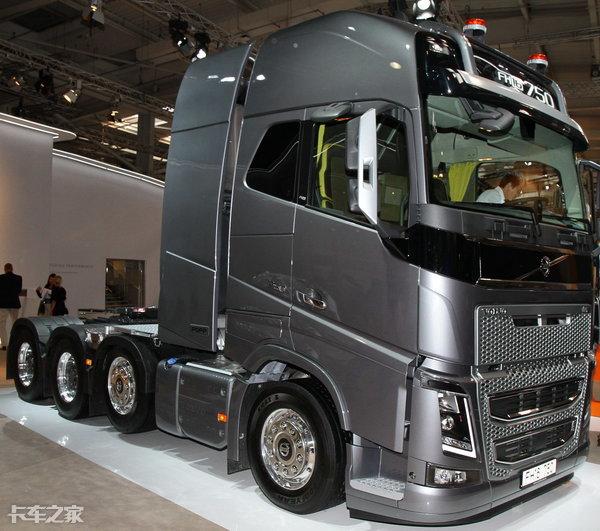 堪称工业艺术品，实拍沃尔沃FH16 750干线大件运输车