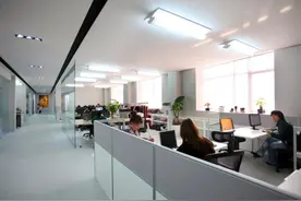 月薪6万，一个月只休4天，这份高强度工作你愿不愿意做？图片