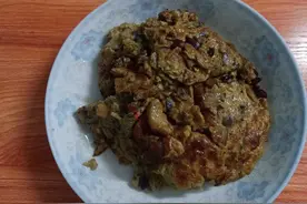 茄子煎蛋十分好吃，很多人都做不好，撑握好这几步口感外酥里嫩图片