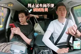 40岁李艾孕晚期游泳，当她从更衣室出来那一刻，麦迪娜：我慕了图片