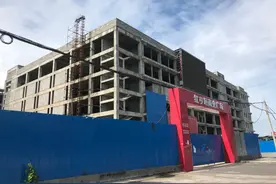 22万方烂尾商场拍卖风云：买家8亿元拍下要建红星美凯龙，一年后遭封门图片