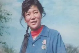 1982年，青海姑娘挖出6万枚银元，解开了32年前马家军的秘密图片
