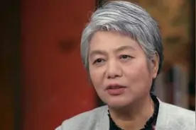 李玫瑾是育儿专家，她的女儿教育得如何？很多人都觉得"翻车"了图片