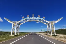 辉腾锡勒草原图片