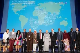 世界四大文化名人，中国占1人，欧洲2人，美洲1人图片