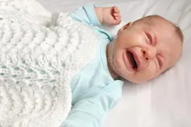 原来睡整觉不是睡整晚，误会了这么久，终于明白为啥宝宝夜醒多了图片