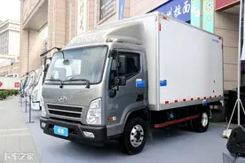 五十铃动力+原厂宽体货厢，实拍韩国现代盛图轻卡图片