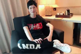 yjj准备退役并和女流完婚？网友：早生贵子，培养永劫无间接班人图片