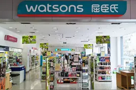 屈臣氏的碎嘴导购，终于把顾客都赶走了图片