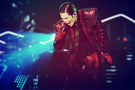 用一把烂牌打出王炸，下一站天王萧敬腾没有周杰伦的命？图片