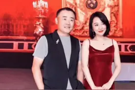 周立波携老婆上海设宴！会场豪华人员众多，网友：不希望再看到他图片