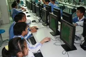 如何选择少儿机器人教育、编程教育、3D打印教育机构？⑤课程体系图片