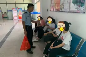 多名大学生被中介忽悠到外地打工，学生：下车就懵了……图片