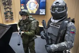 俄罗斯防弹衣又轻又结实：扔到水里会浮起，强度却是钢的15倍图片