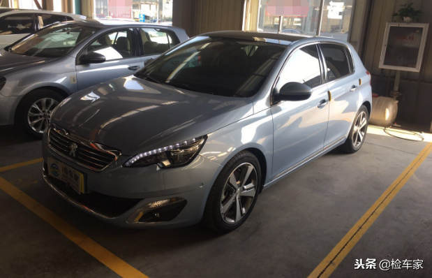 8万买台标志308S 两厢法系车小钢炮 奈何国内水土不服