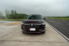 昂科威车型优秀的前世今生图片