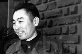 1939年，中国棋王和周总理下棋，不分胜负，总理：我在延安是亚军图片