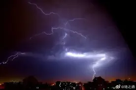 昨晚上热搜的“北京云中闪电”到底是什么？图片